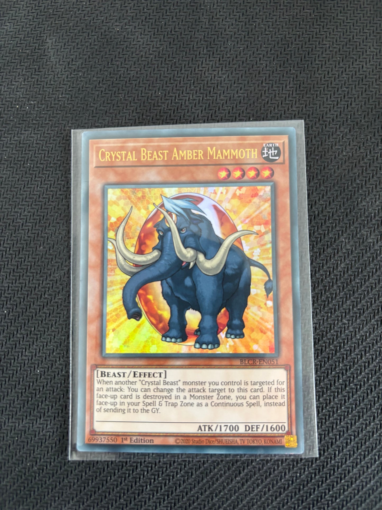 Rainbow Dragon Bundle: Legacy Unleashed (All Ultra Rare)