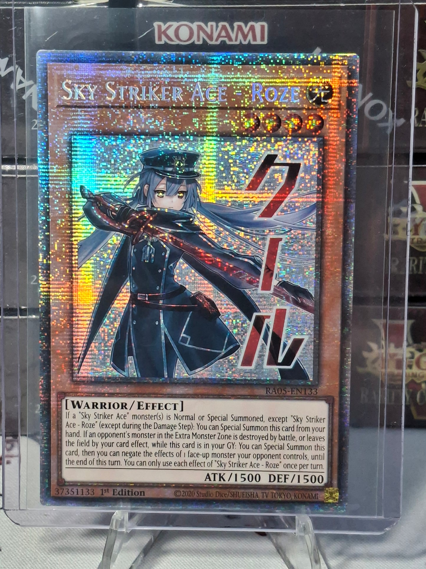 Sky Striker Ace - Roze front view