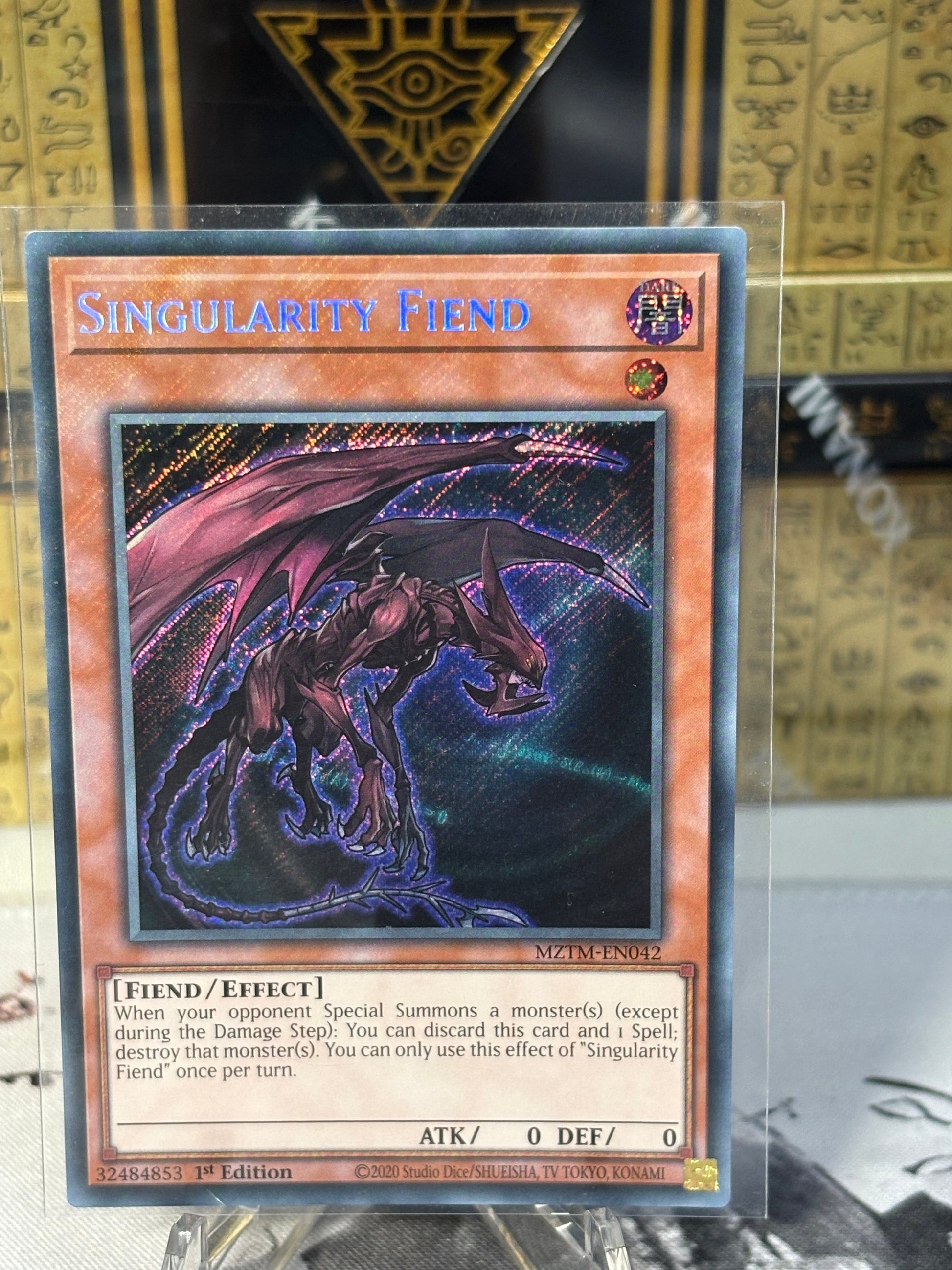 Singularity Fiend front view