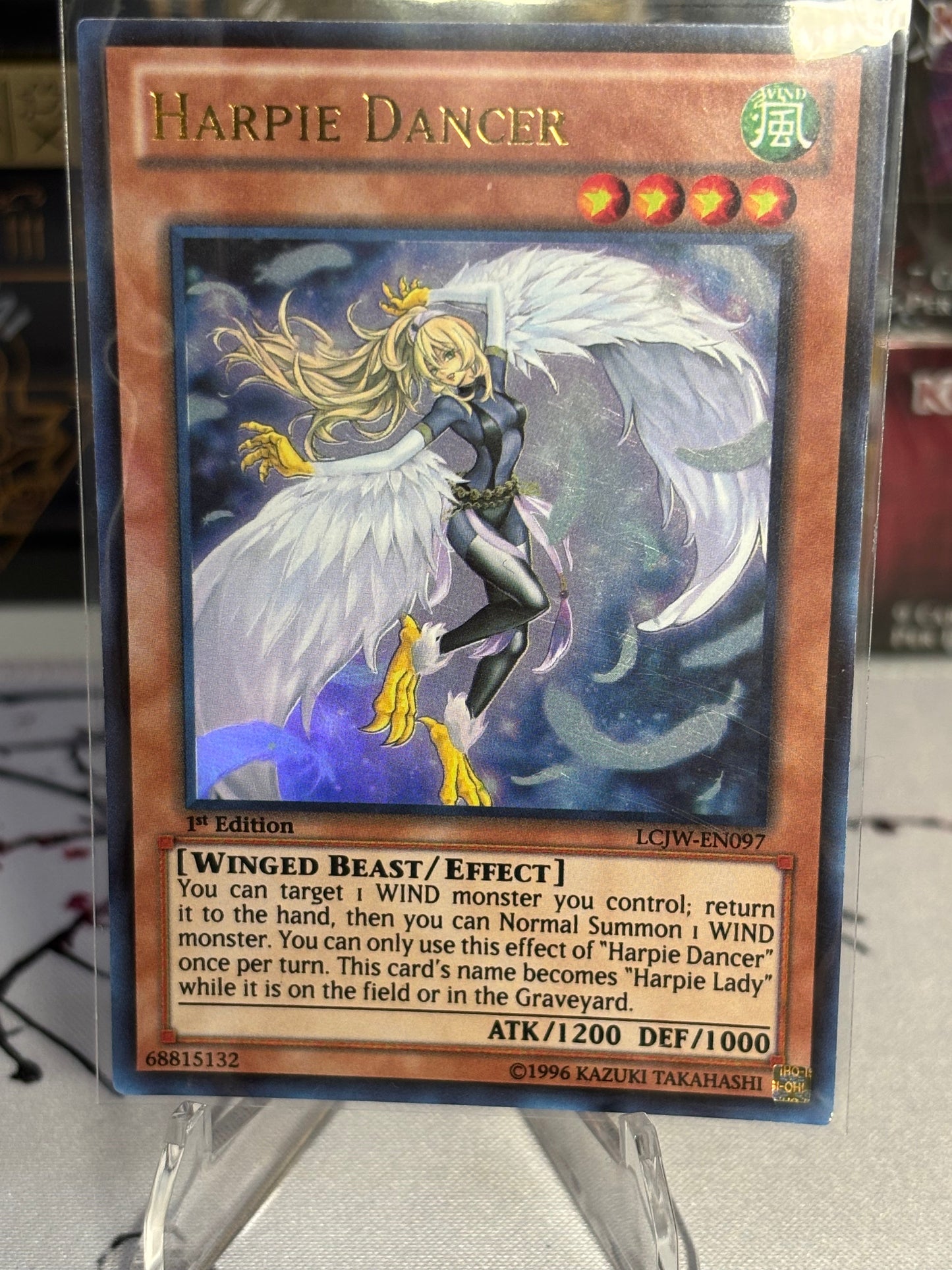 Harpie Dancer front view