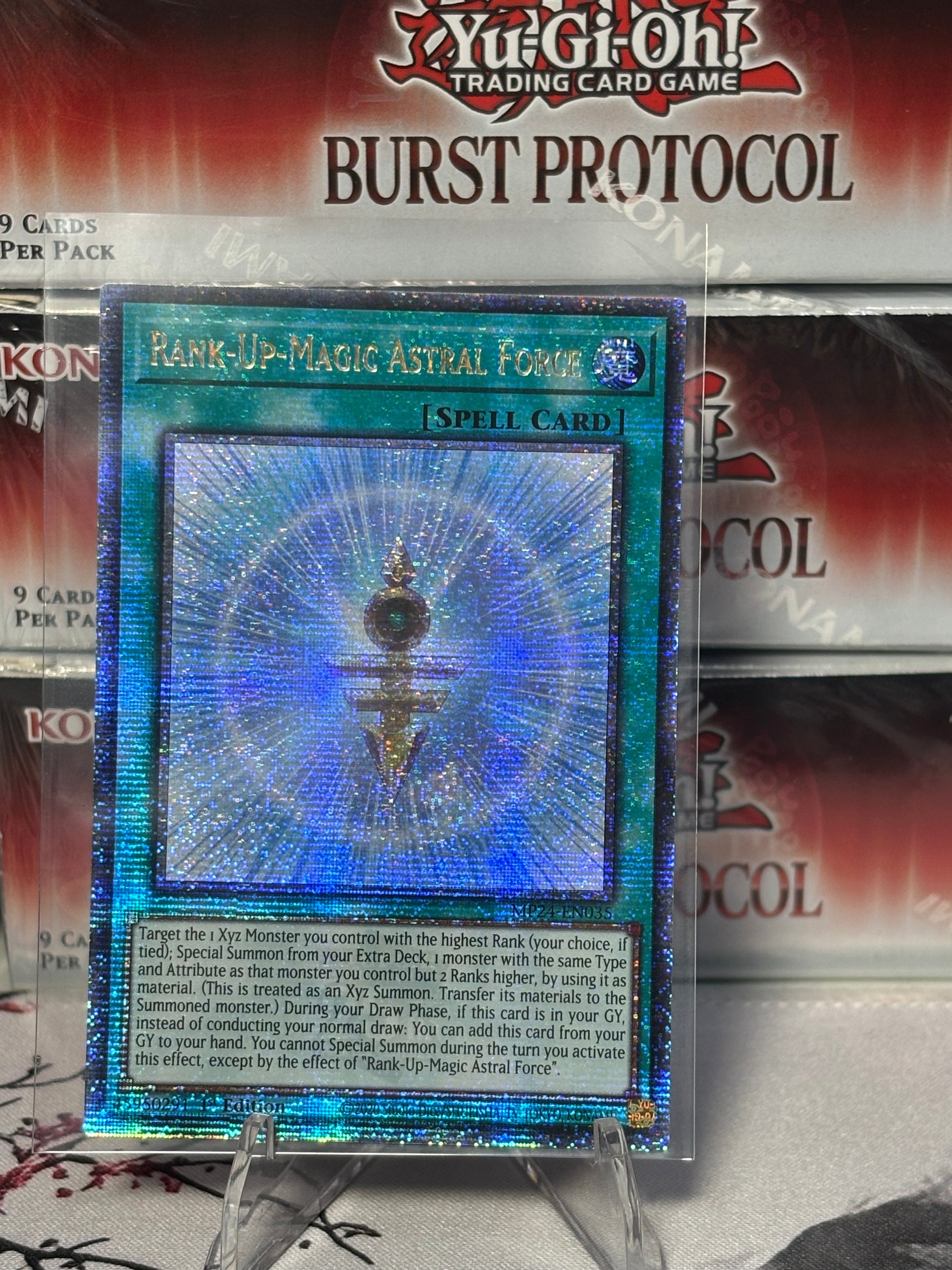 Rank-Up-Magic Astral Force front view