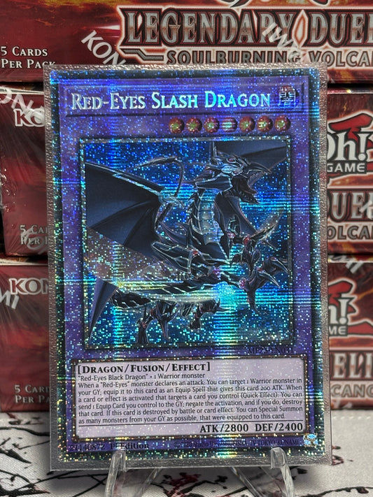 Red-Eyes Slash Dragon front view